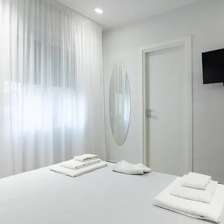 E Dintorni Living Bed & Breakfast