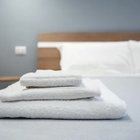 Oda ve Kahvaltı E Dintorni Living 3*