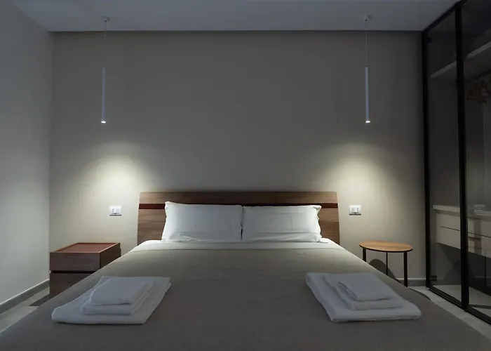 E Dintorni Living Bed & Breakfast 4*